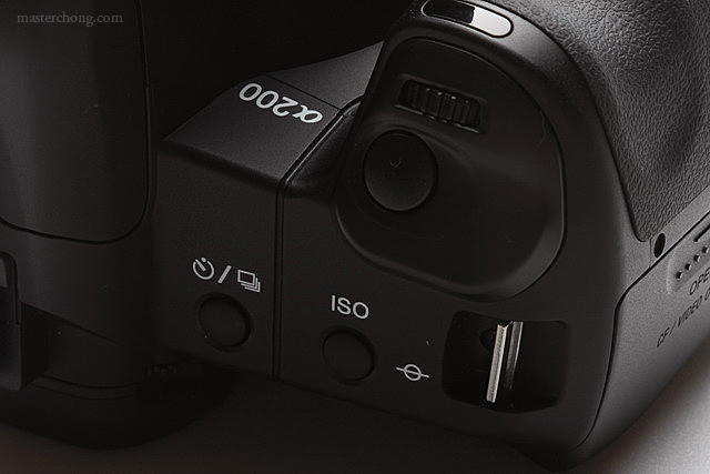 Sony A200
