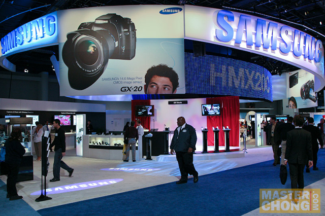 PMA08: Samsung Booth